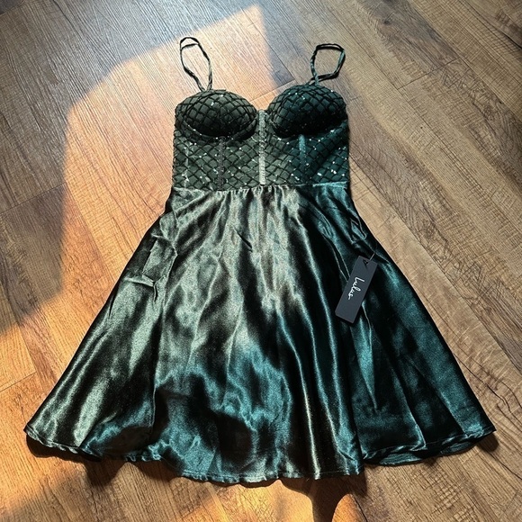 LULU’S Going Glam Dark Green Sequin Bustier Skater Dress - Picture 2 of 4